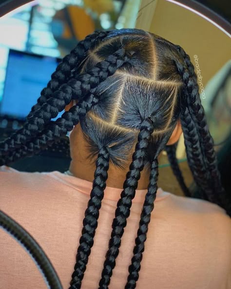 Jumbo Knotless Braids